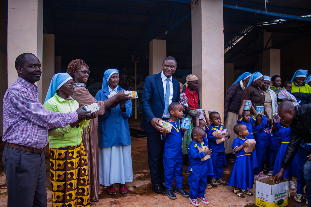 gitega-un-don-de-materiels-au-profit-de-l-orphelinat-des-soeurs-de-la-congregation-de-marie-de-nazareth